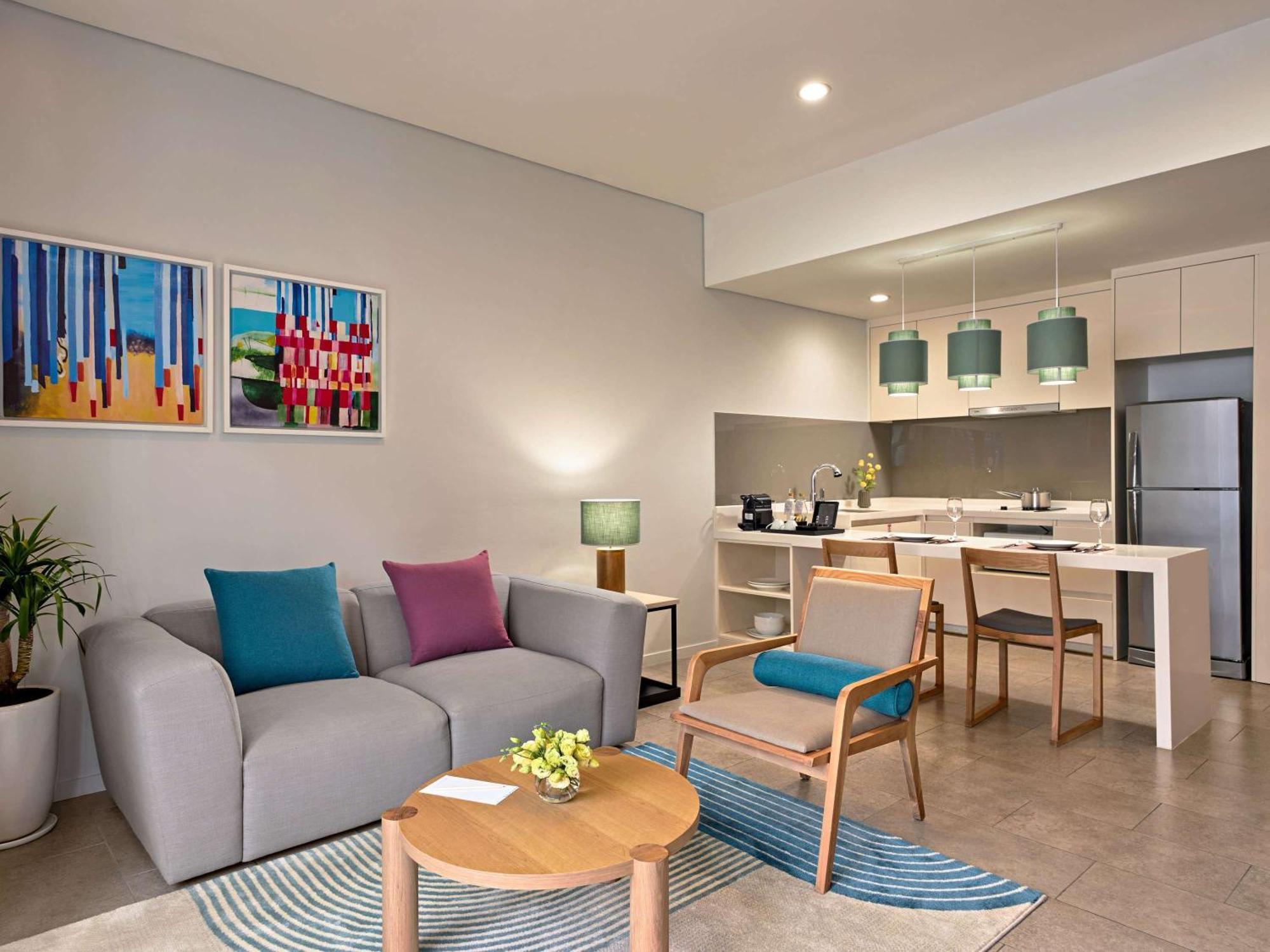 Novotel Living Saigon South Ho-Chi-Minh-Stadt Exterior foto