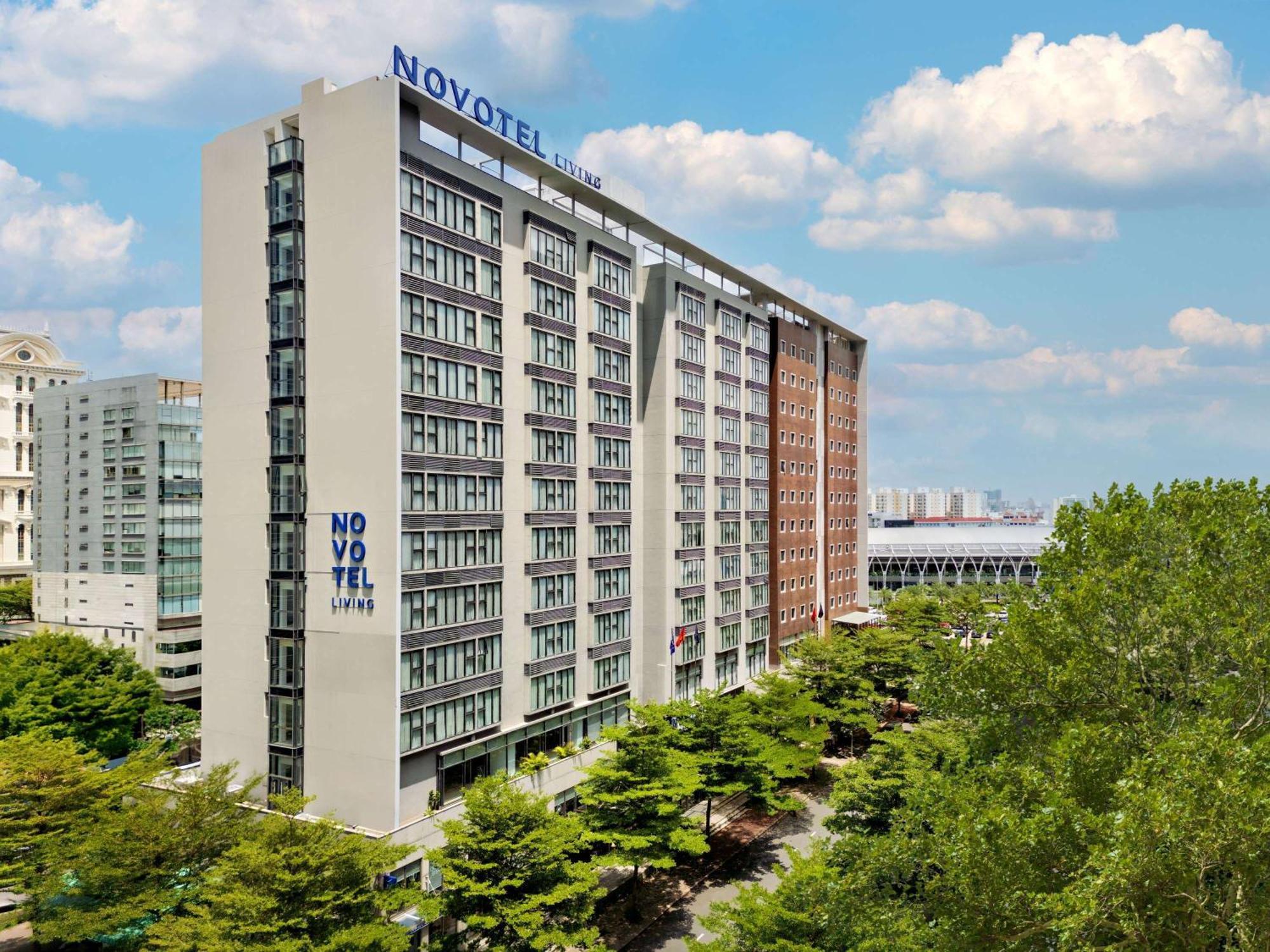 Novotel Living Saigon South Ho-Chi-Minh-Stadt Exterior foto